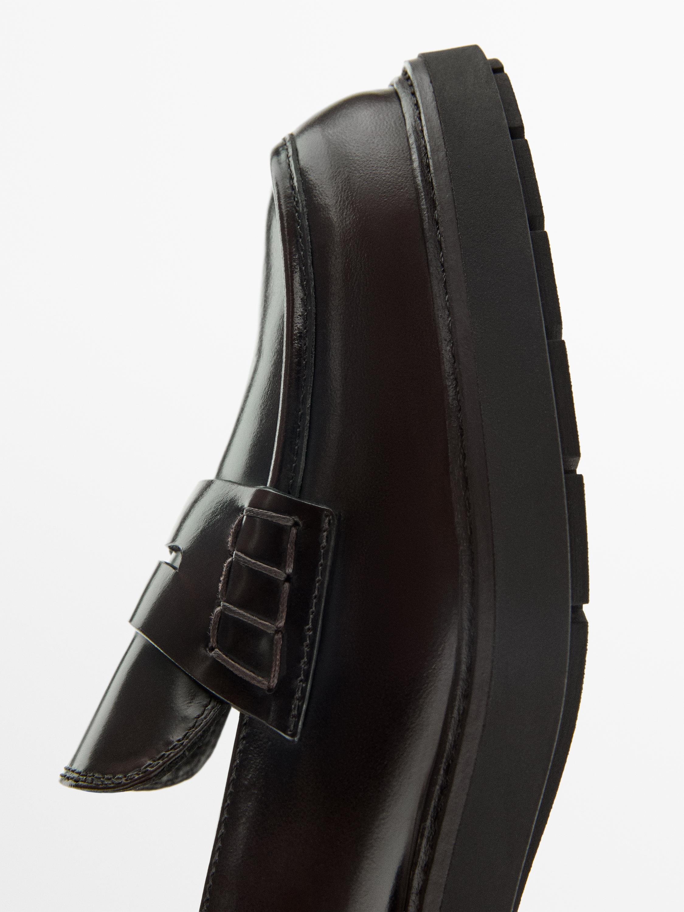 Mocassins masque et semelle crantée